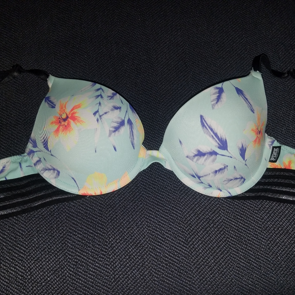 PINK bra sz 32B